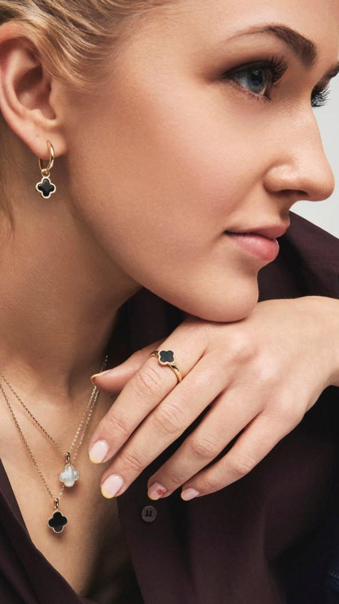 Gullfunn Pan Jewelry Xhibition